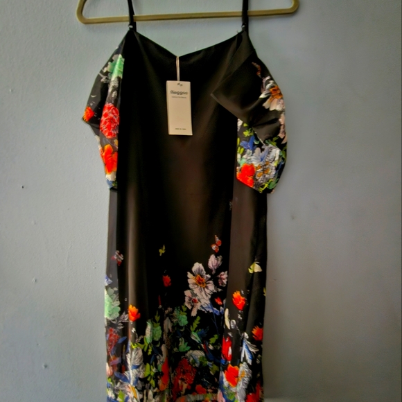 DRESS - Picture 4 of 4